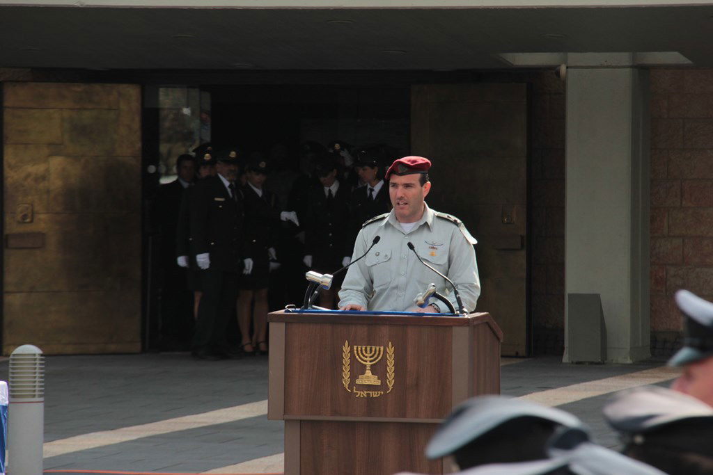 האשכבה: הרבנים הראשיים נשאו תפילה בשירת הזמרת