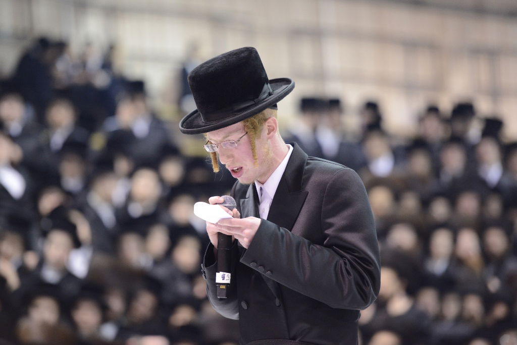 תיעוד ענק: חתונת בת הרבי מבאבוב