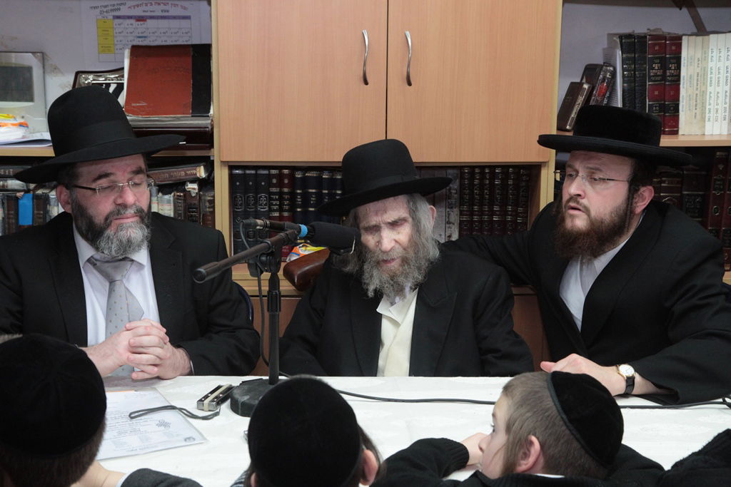 מבית שמש לבתי גדולי ישראל  בבני-ברק • תיעוד