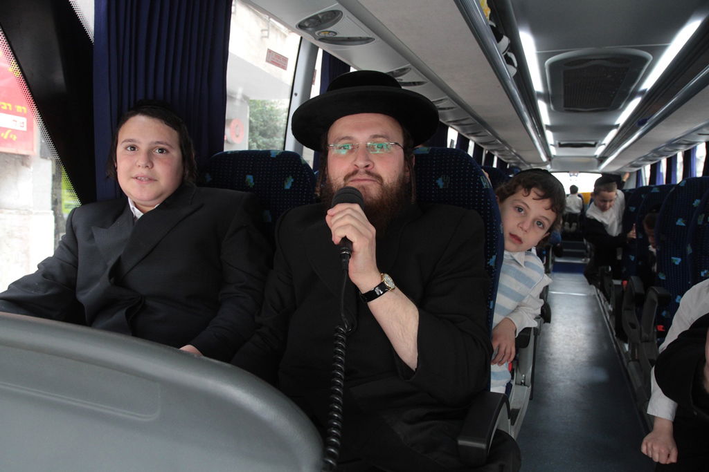 מבית שמש לבתי גדולי ישראל  בבני-ברק • תיעוד