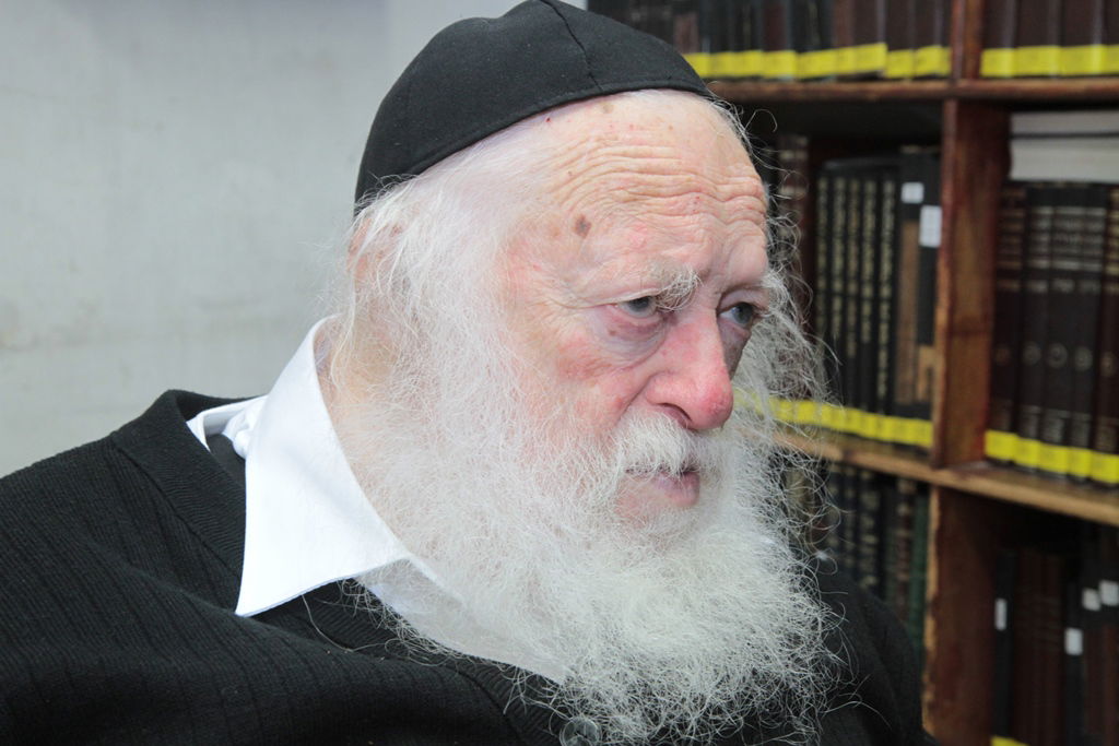 מבית שמש לבתי גדולי ישראל  בבני-ברק • תיעוד