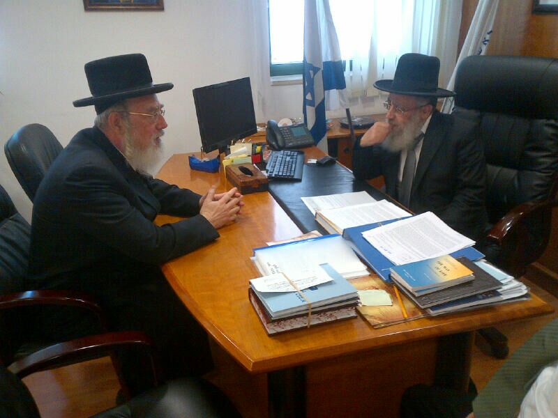 אייכלר בפגישתו עם הראשל"צ