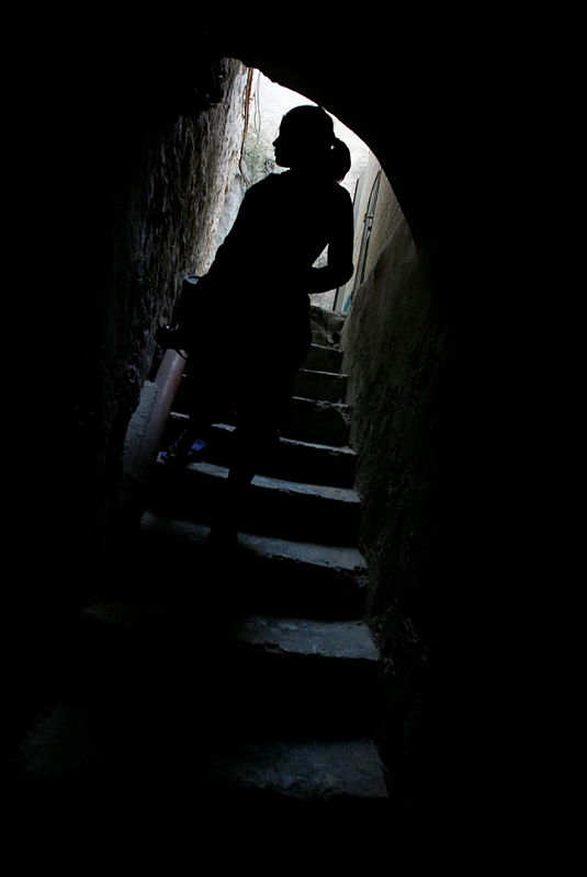 אימה בירושלים: גל תקיפות נגד נערות בשכונות חרדיות