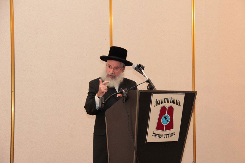 הגאב"ד קרא לישראלים: "תלמדו מהבעל'בתים של אמריקה"