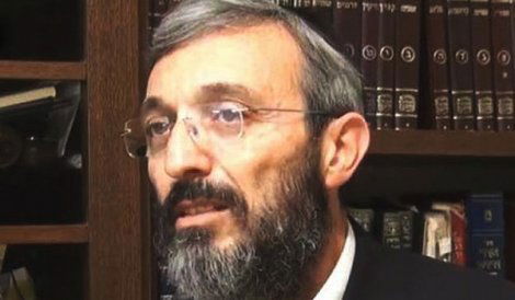 כותב השורות, עו"ד דב הלברטל