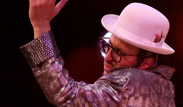 הגימיקים הרסו לנו את המוזיקה החסידית? הזמר ליפא שמלצר