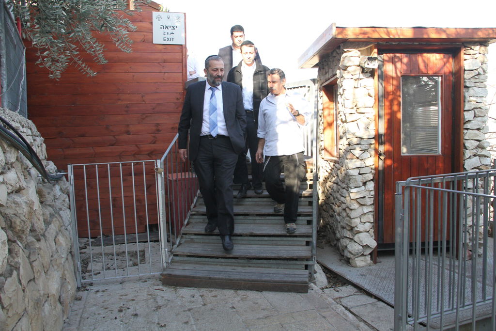 דרעי סייר בעיר דוד: "המדינה צריכה להשקיע במקום הזה כמה שיותר"