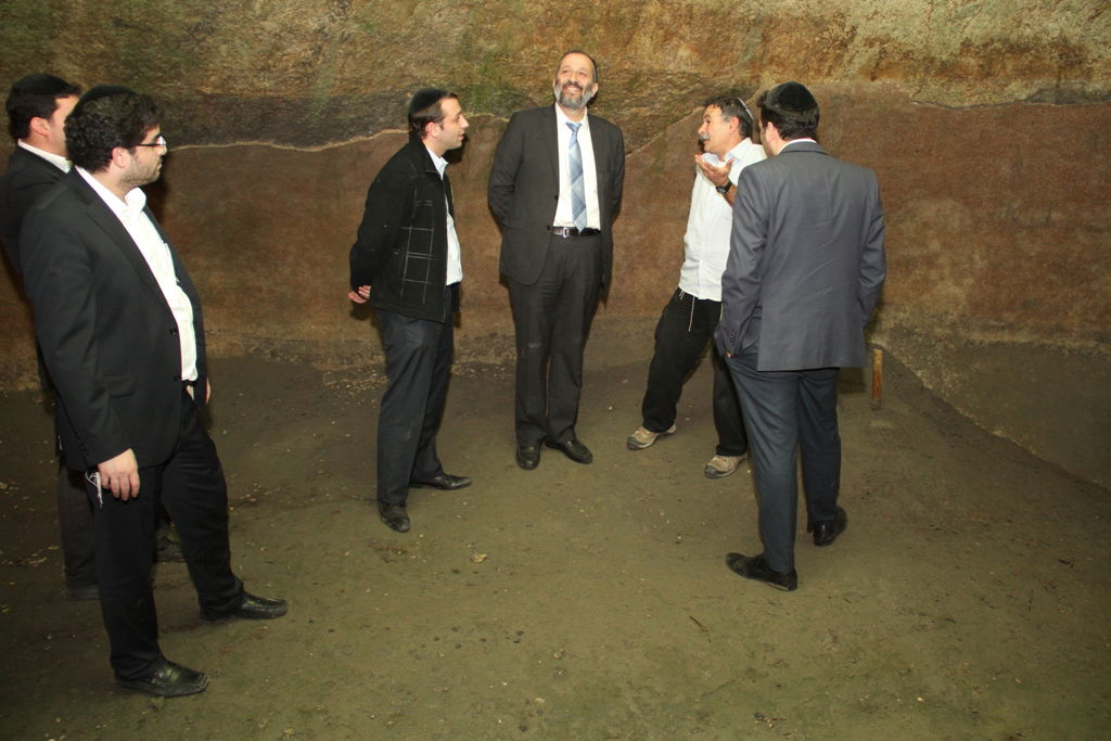 דרעי סייר בעיר דוד: "המדינה צריכה להשקיע במקום הזה כמה שיותר"