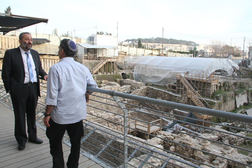 דרעי סייר בעיר דוד: "המדינה צריכה להשקיע במקום הזה כמה שיותר"