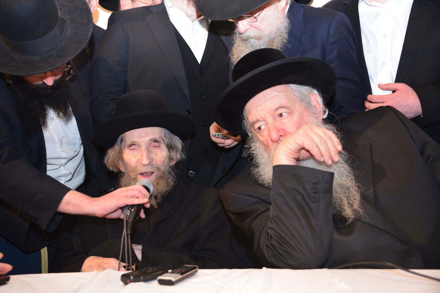 הגראי"ל שטיינמן: "ללא תורה הבריאה תגיע למצב של חורבן"