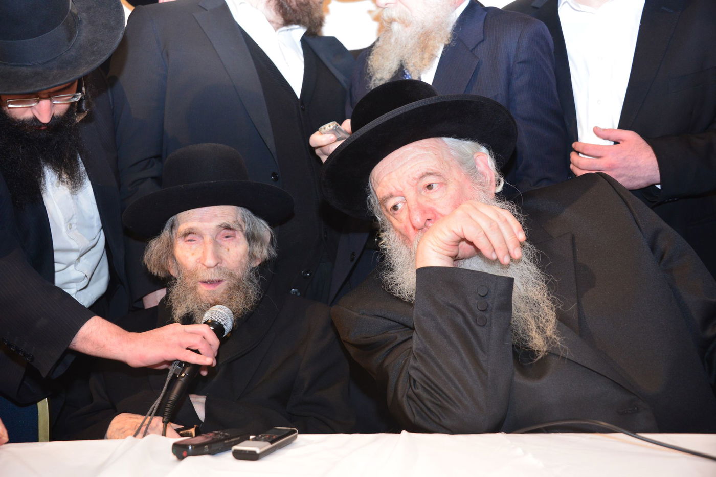 הגראי"ל שטיינמן: "ללא תורה הבריאה תגיע למצב של חורבן"