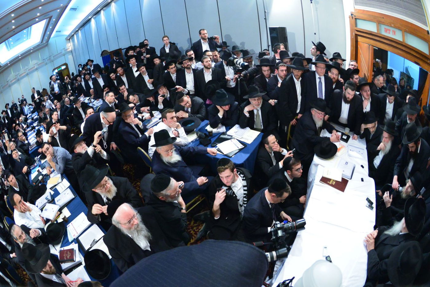 הגראי"ל שטיינמן: "ללא תורה הבריאה תגיע למצב של חורבן"