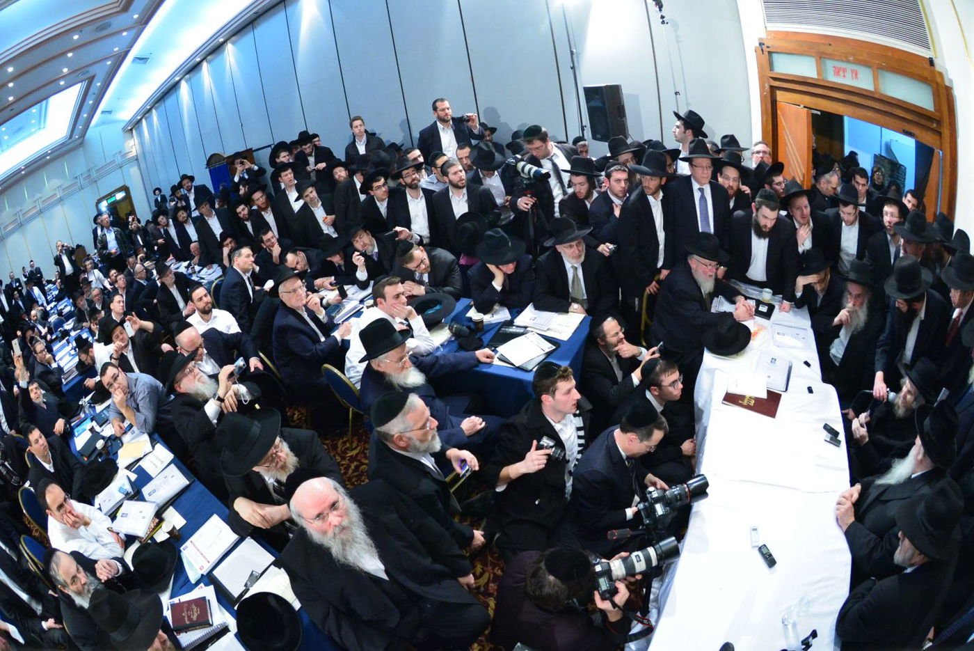 הגראי"ל שטיינמן: "ללא תורה הבריאה תגיע למצב של חורבן"