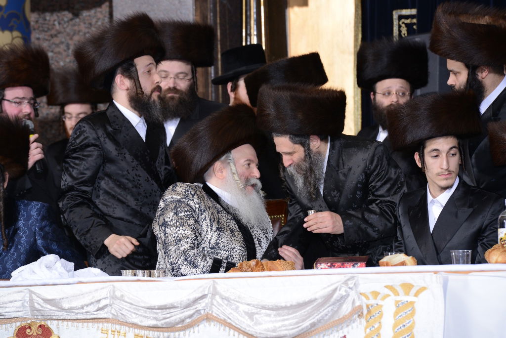 תיעוד ענק: שבע ברכות בבאבוב