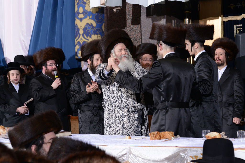 תיעוד ענק: שבע ברכות בבאבוב