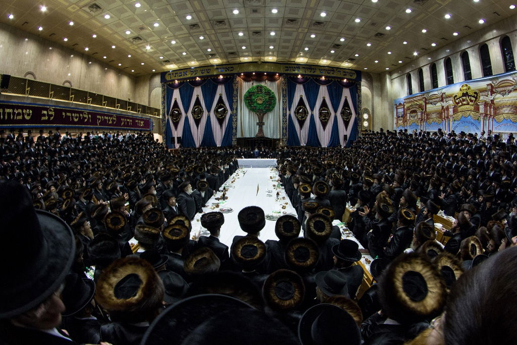 תיעוד ענק: שבע ברכות בבאבוב