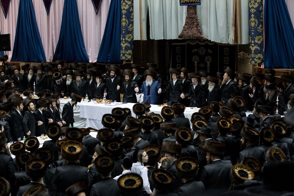 תיעוד ענק: שבע ברכות בבאבוב