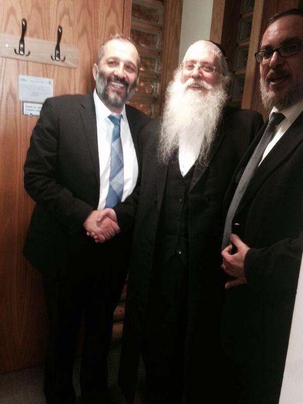 הייתה גם לחיצת יד בין פרוש ודרעי