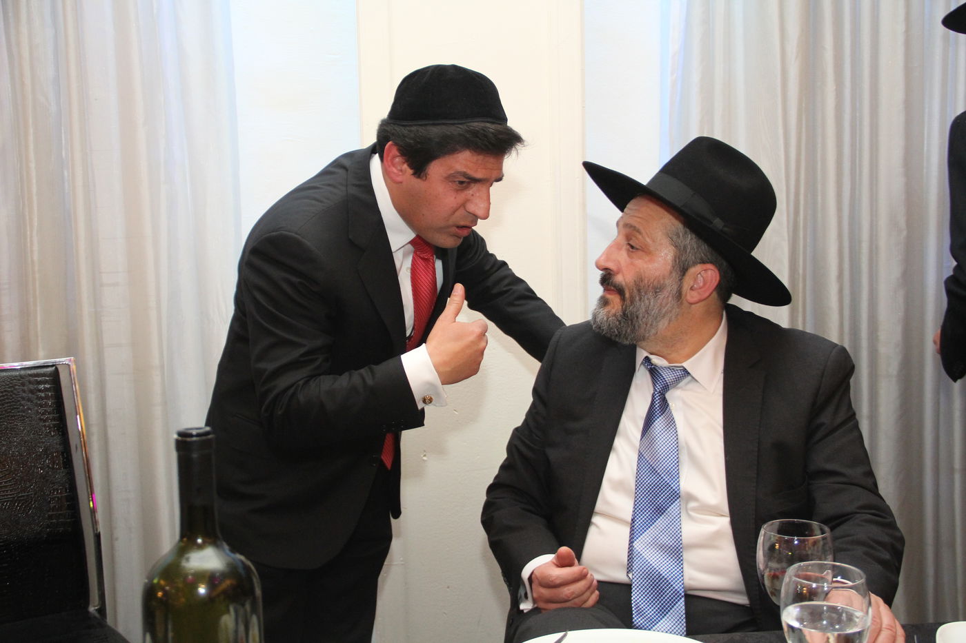 גלריה: ישי כהן התחתן, כולם באו לאחל מזל טוב