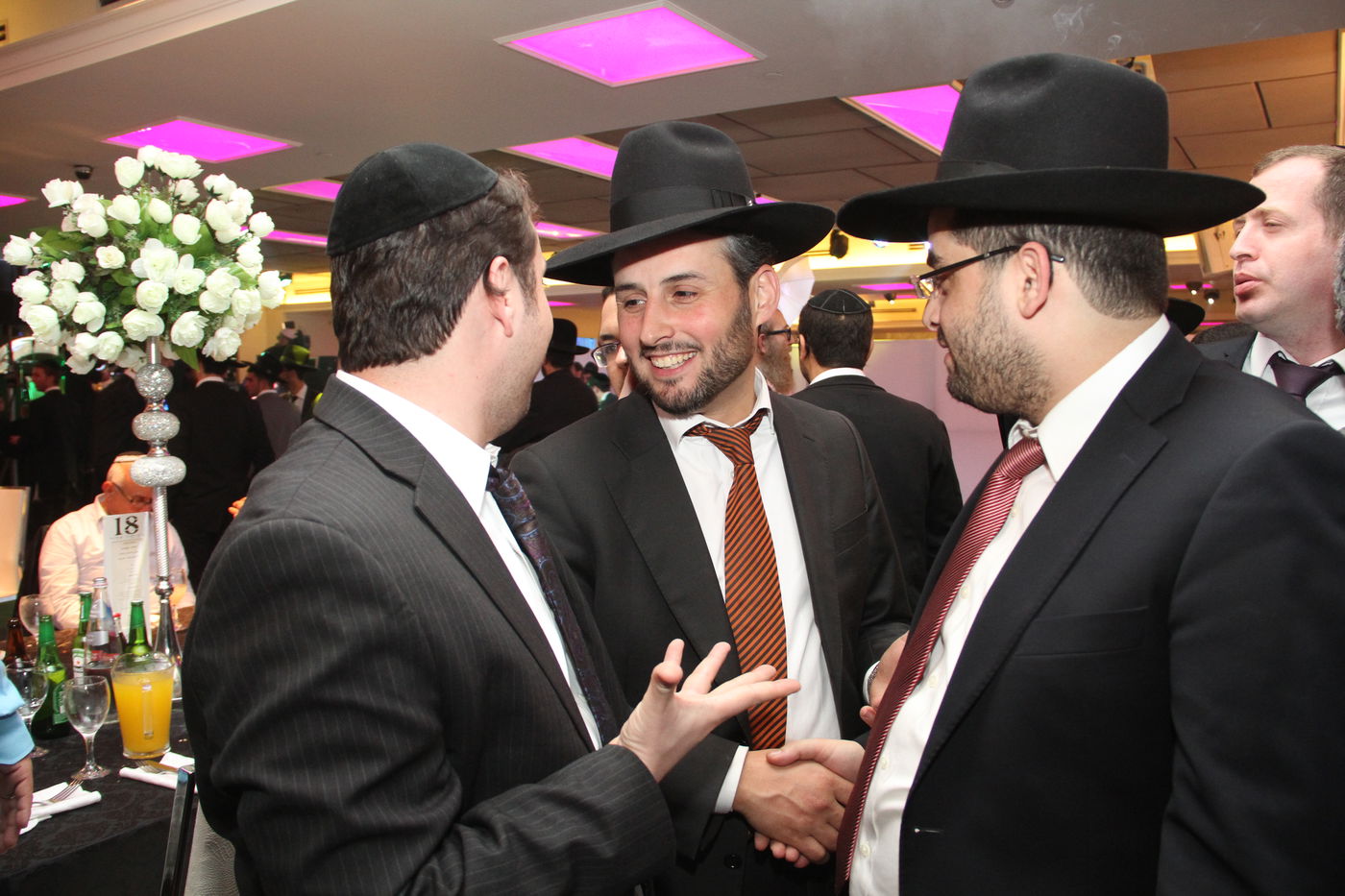 גלריה: ישי כהן התחתן, כולם באו לאחל מזל טוב