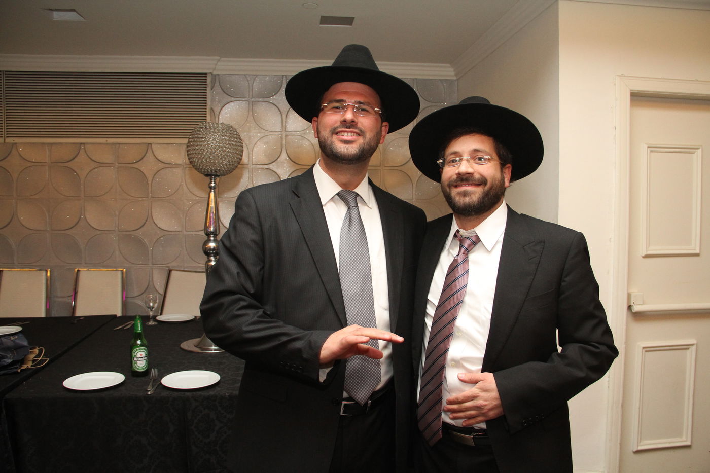 גלריה: ישי כהן התחתן, כולם באו לאחל מזל טוב