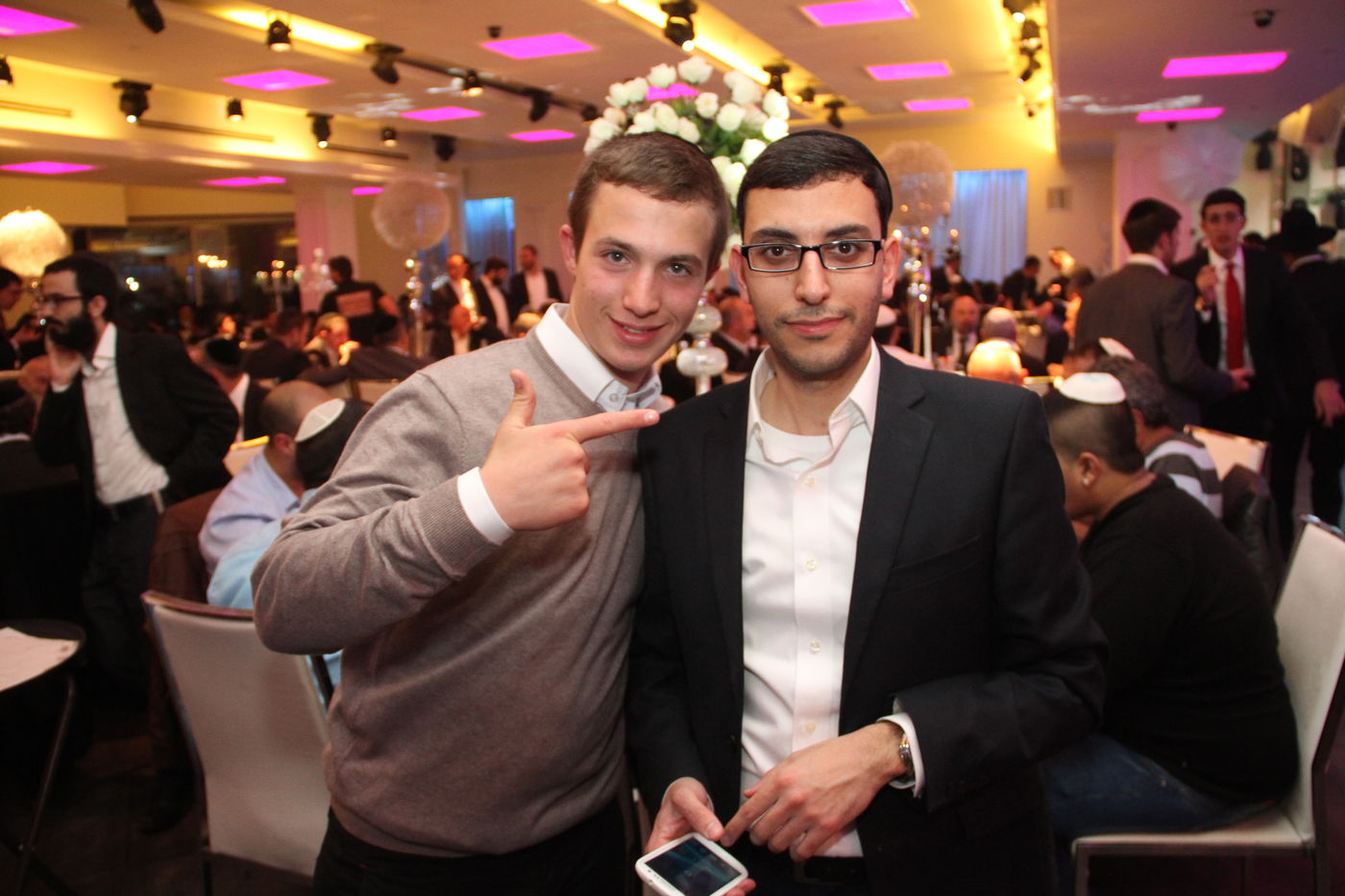 גלריה: ישי כהן התחתן, כולם באו לאחל מזל טוב