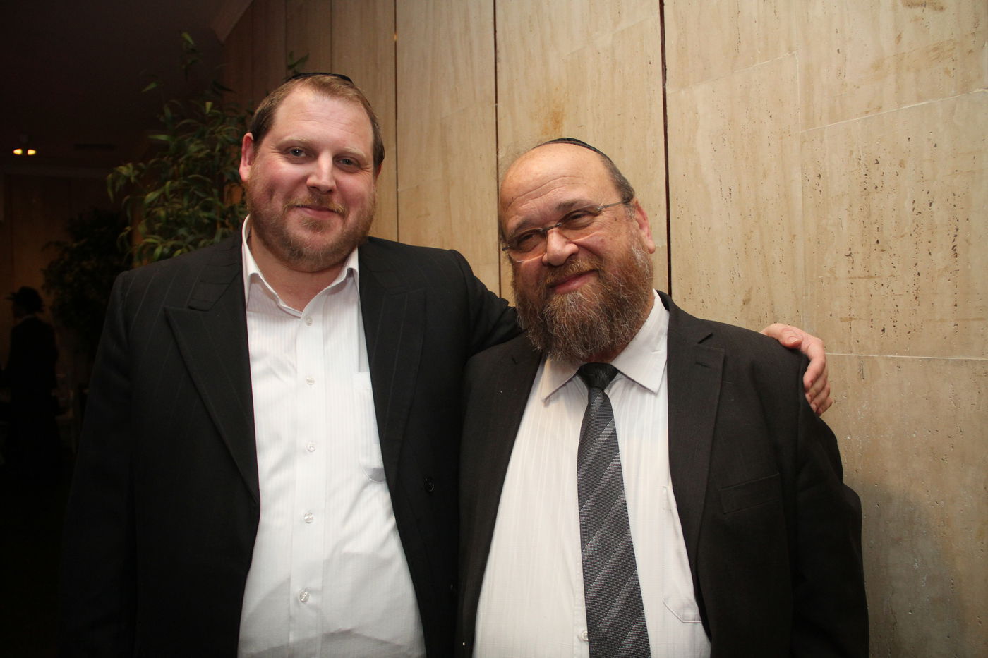 גלריה: ישי כהן התחתן, כולם באו לאחל מזל טוב