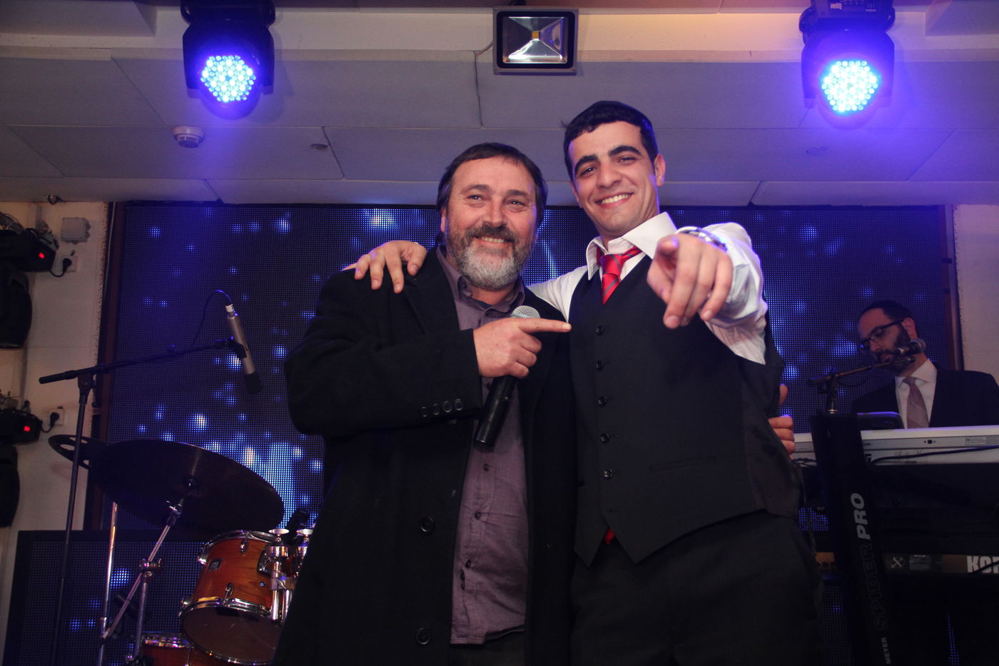 גלריה: ישי כהן התחתן, כולם באו לאחל מזל טוב