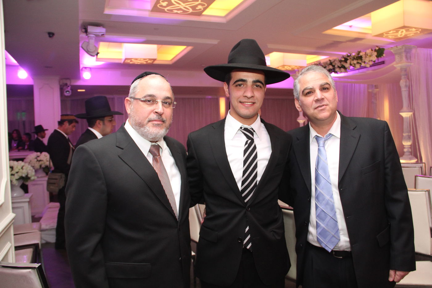 גלריה: ישי כהן התחתן, כולם באו לאחל מזל טוב