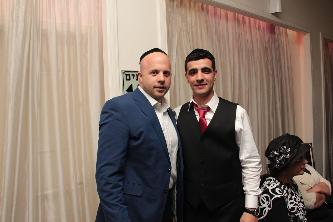 גלריה: ישי כהן התחתן, כולם באו לאחל מזל טוב