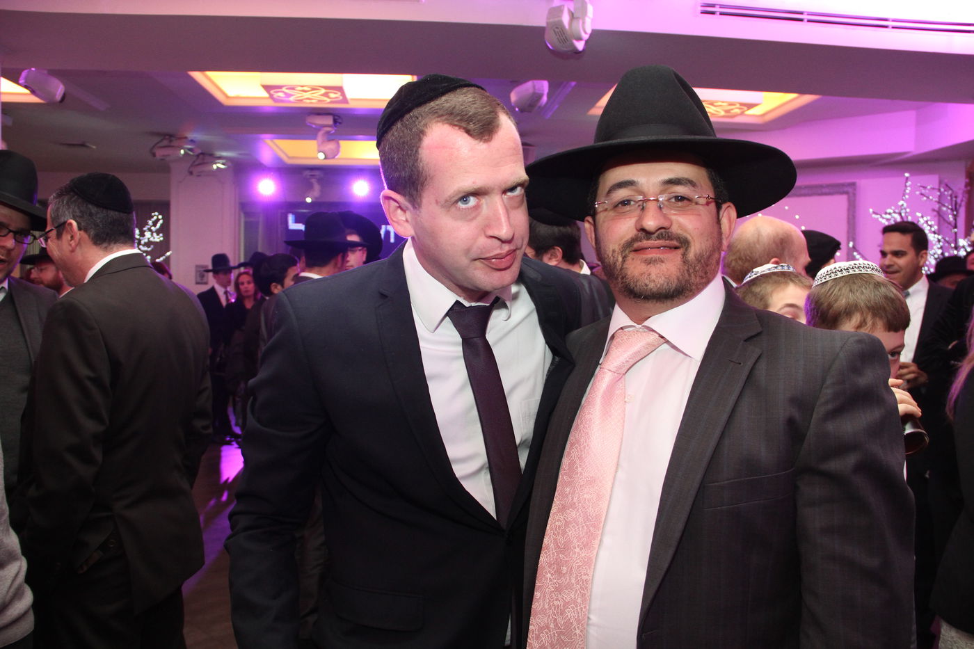 גלריה: ישי כהן התחתן, כולם באו לאחל מזל טוב