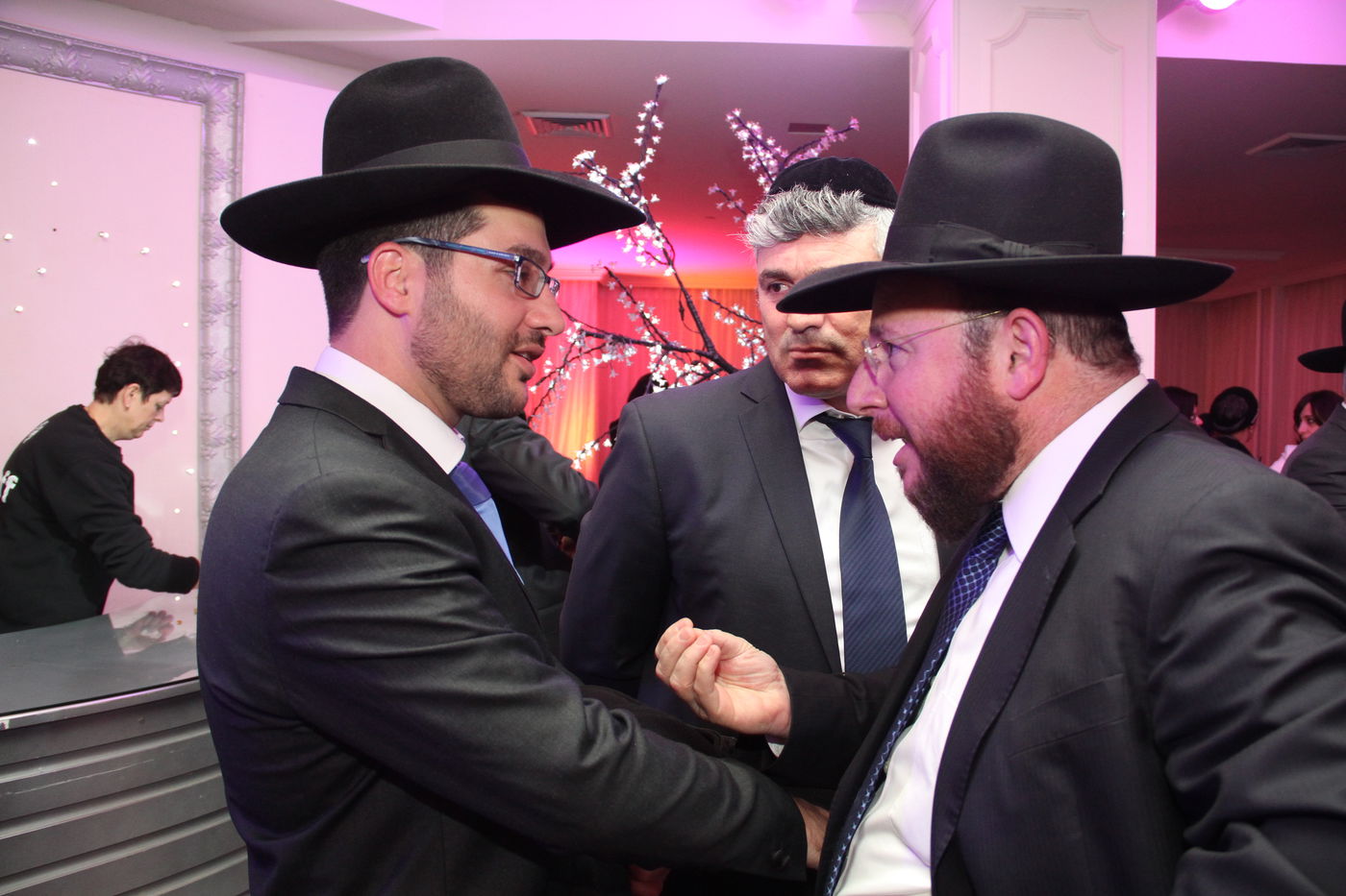 גלריה: ישי כהן התחתן, כולם באו לאחל מזל טוב