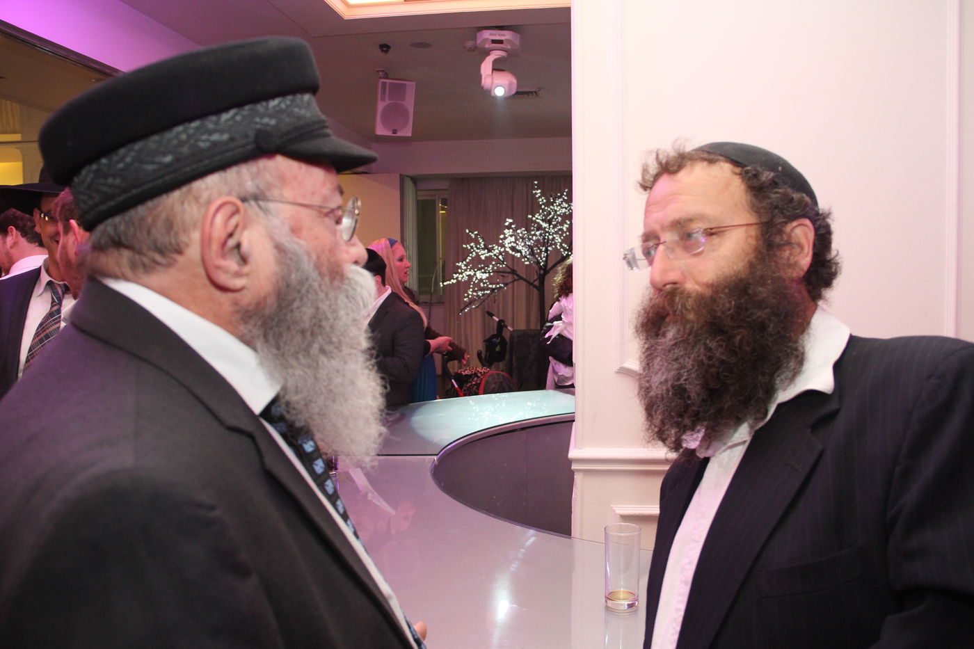 גלריה: ישי כהן התחתן, כולם באו לאחל מזל טוב