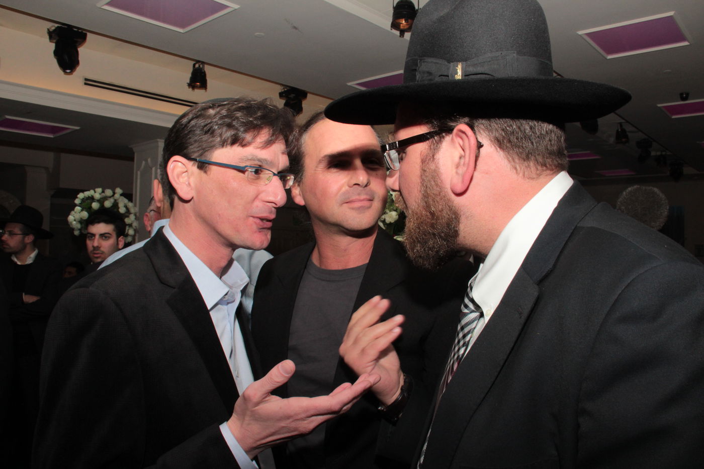 גלריה: ישי כהן התחתן, כולם באו לאחל מזל טוב