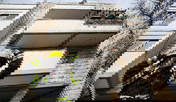 הבניין שהורעל