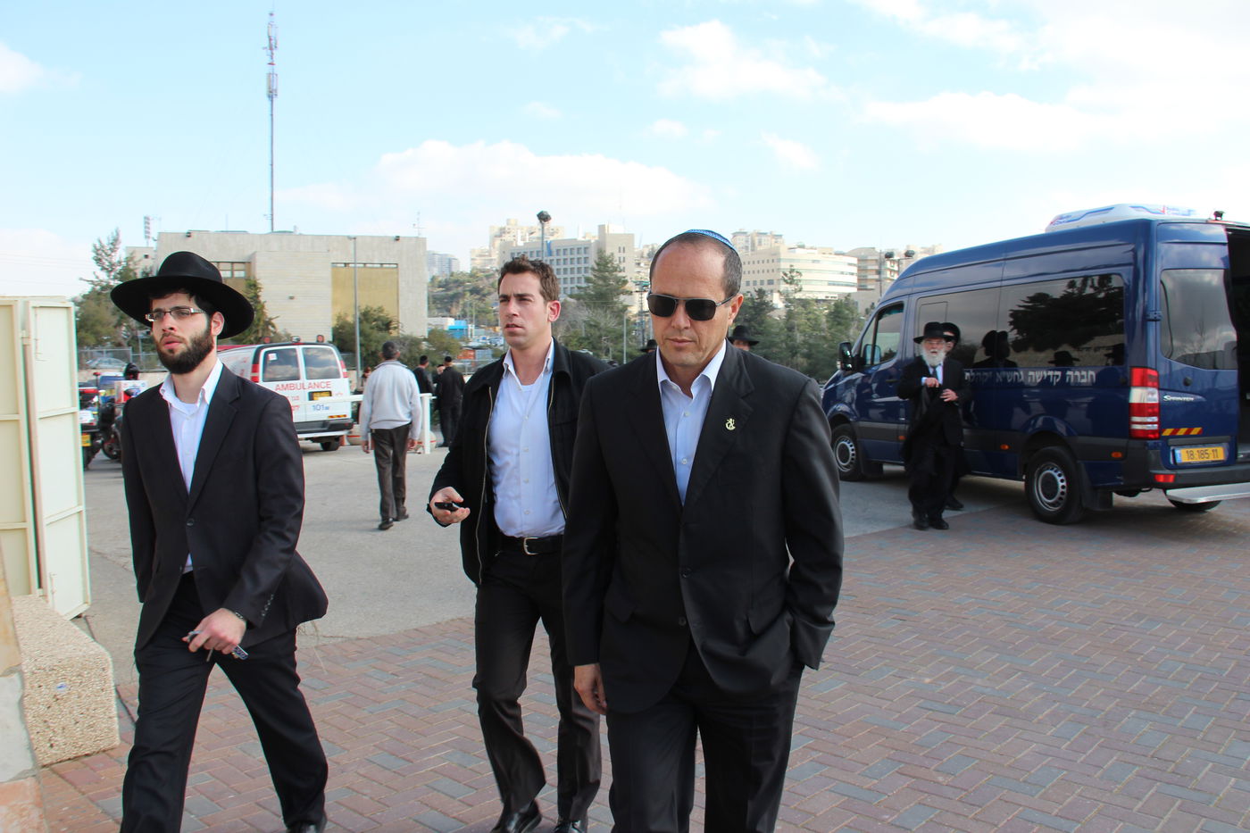 תיעוד: הלווית האחיות אביגיל ויעל גרוס