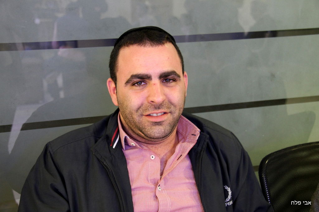 גלריה: השדרן דוד חכם נפרד מרדיו "גלי ישראל"