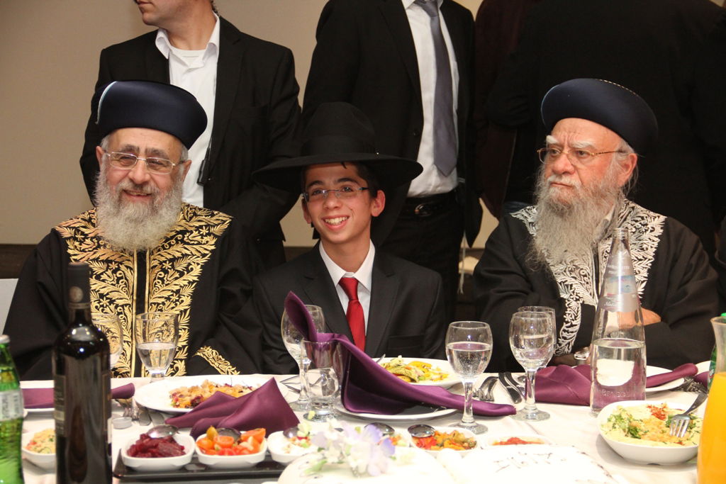 גלריה: בר מצווה לנכד הגר"י יוסף והגר"ש עמאר