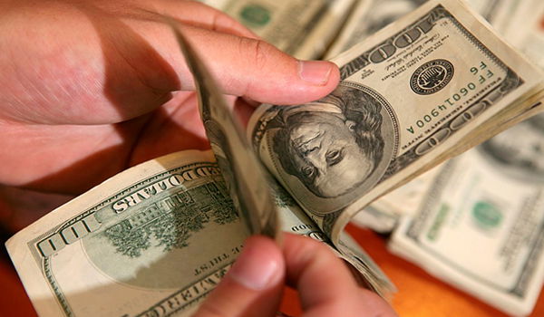 מכה למתרימים החרדים בחו"ל: יחקרו במס הכנסה