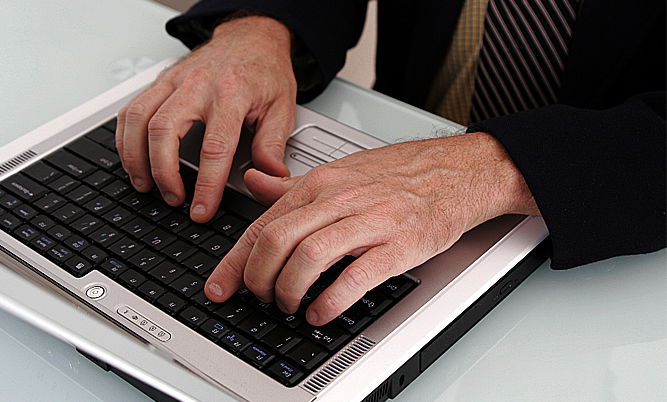 מפיץ ה"אגרון" באינטרנט הורשע במסגרת הסדר טיעון