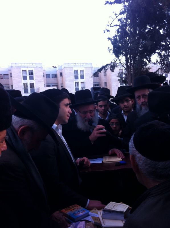 בציון מרן הרב עובדיה יוסף זצ"ל: עצרת תפילה וזעקה