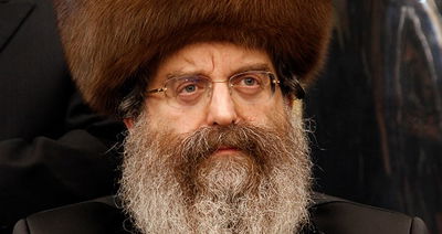 גלריה: הרבי מסאדיגורא ב"חלאקה" לנכדו במירון