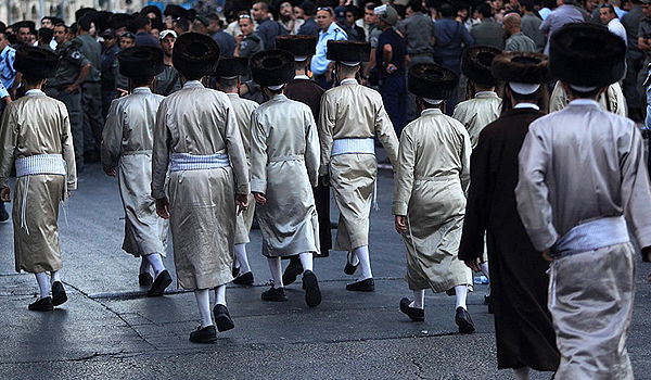 ירושלים: החרדים הפגינו, החילונים עשו תרגיל