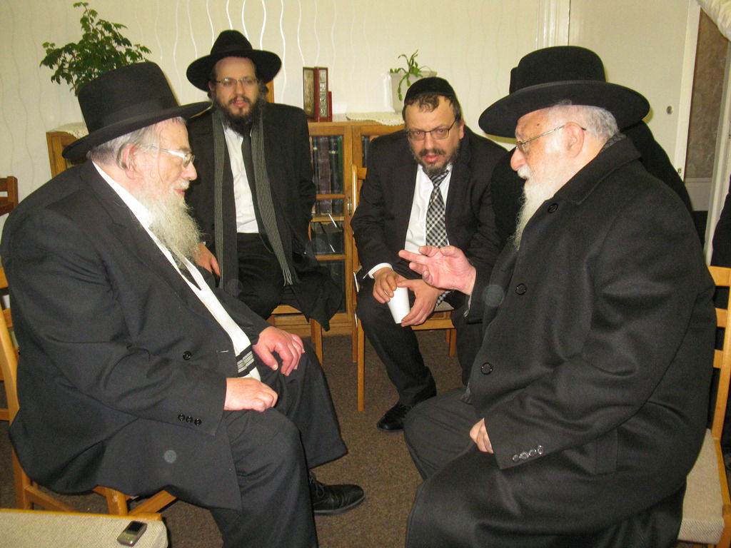 תיעוד: הרב ברוך דב פוברסקי בביקור באנגליה