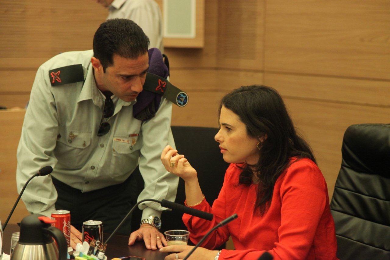 סוער בוועדת שקד; שטרן: "יוגב שקרן"; יוגב: "אתה הורס את מפעל ההסדר"