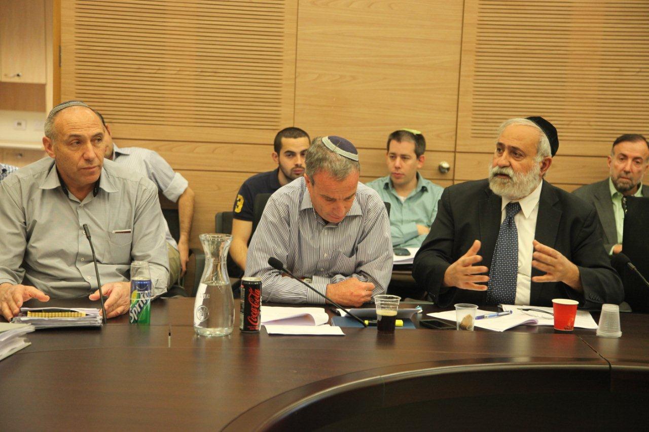 סוער בוועדת שקד; שטרן: "יוגב שקרן"; יוגב: "אתה הורס את מפעל ההסדר"