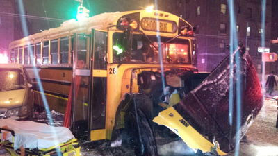 בורו פארק: 17 תלמידי ישיבת בעלזא נפצעו בתאונה