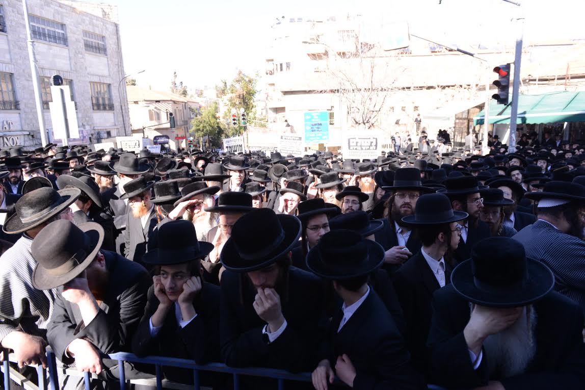 למרות איומי הראב"ד: הרב וייס נכח בעצרת בבית שמש