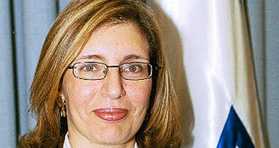 השופטת נאוה בכור