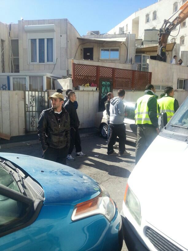 עיריית ירושלים הורסת בית כנסת בגילה בגלל מרפסת